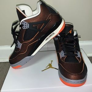 WMNS AIR JORDAN 4 RETRO SE